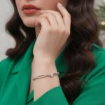 دستبند النگویی نقره نگین قلبی DT 1090 42