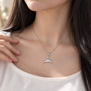 گردنبند نقره دم نهنگ بزرگ MT 1331 7 گردنبند نقره دم نهنگ بزرگ MT 1331 6