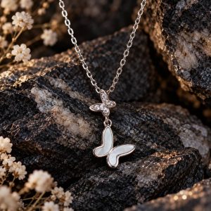 گردنبند نقره پروانه صدفی MT 1327