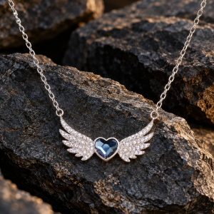 گردنبند نقره قلب و بال توپاز ابی MT 1324